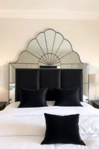Read more about the article 22 Bedroom Decor Ideas with Mirrored Art Deco Furniture