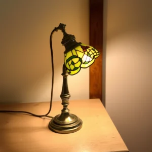 Read more about the article 20 Bedroom Decor Ideas Using Thrifted Finds